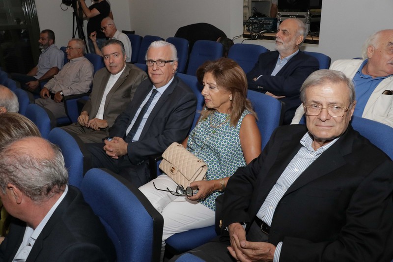 The ministry of Agriculture Honoring former minister Salim Wardy